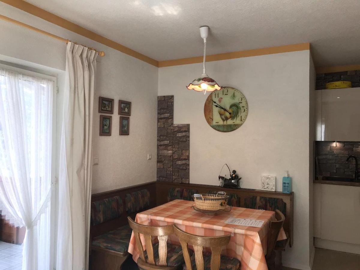 Landhaus Schoenblick Radenthein Bagian luar foto