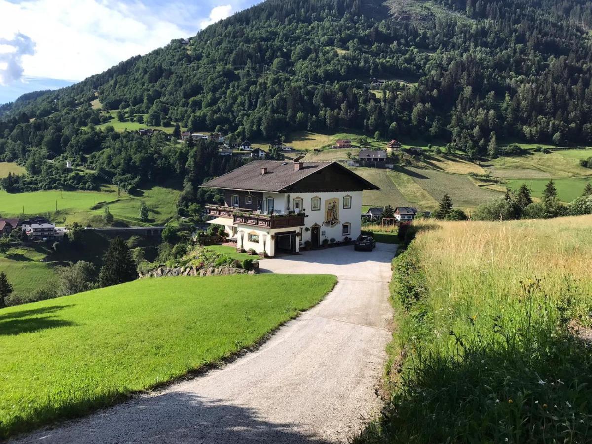 Landhaus Schoenblick Radenthein Bagian luar foto