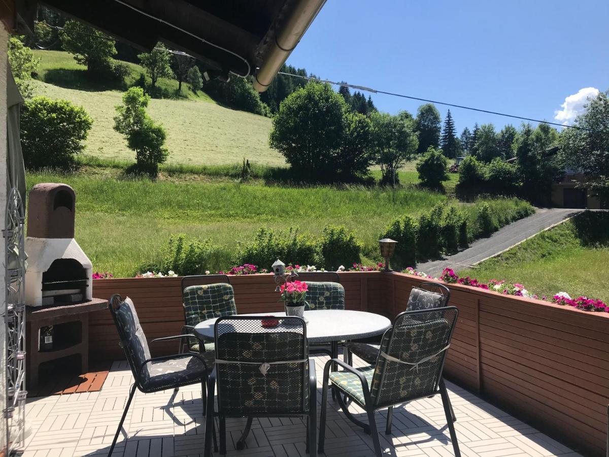 Landhaus Schoenblick Radenthein Bagian luar foto